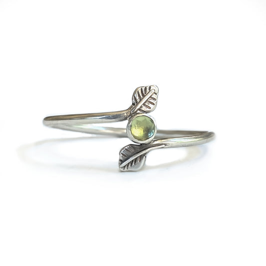 Peridot Leaf Ring in Sterling Silver | Size 11